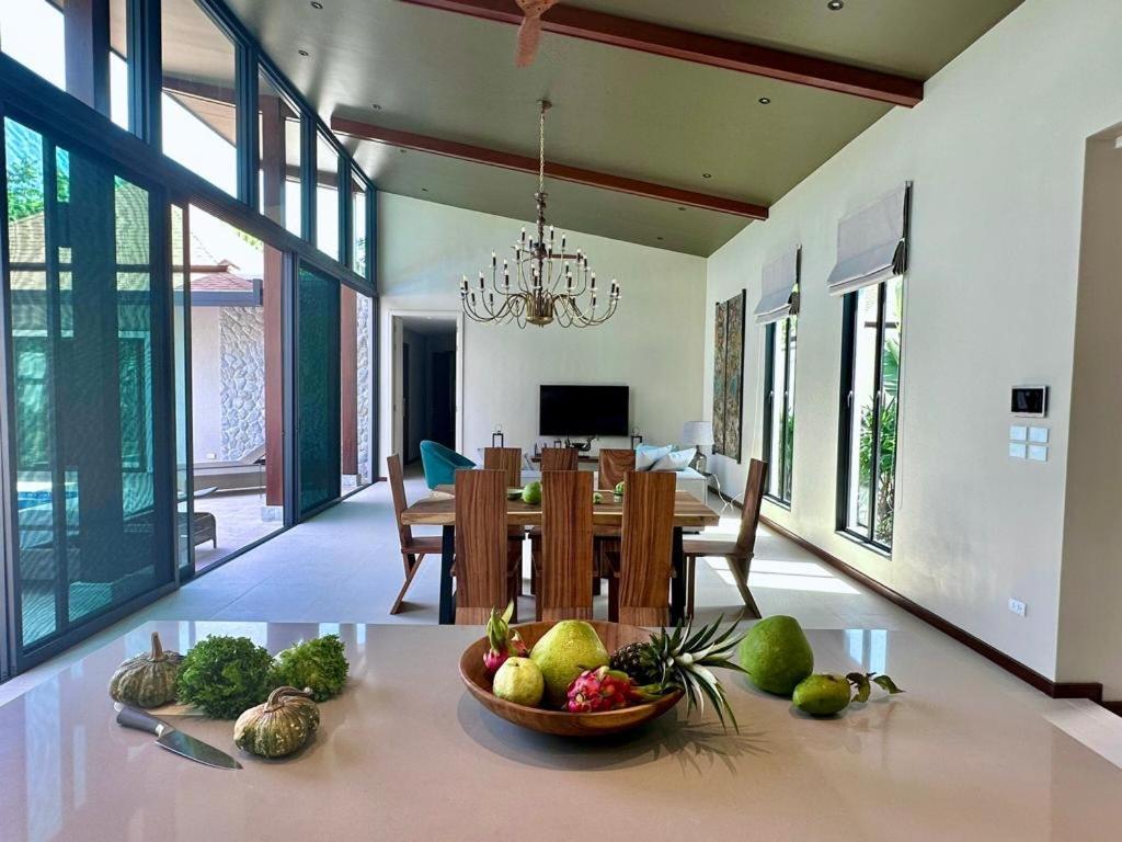 Aura 4 Bd In Bang Tao Villa
